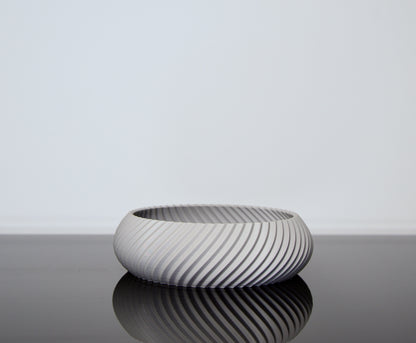 Schale Aluna von Wälder Create – modern-minimalistisches Design aus dem Bregenzerwald, 3D-gedruckt aus umweltfreundlichem PLA-Biokunststoff, ideal als Deko-Schale oder für kleine Alltagsgegenstände – erhältlich in der Linea Pure Farbkollektion oder Juppen Edition. 