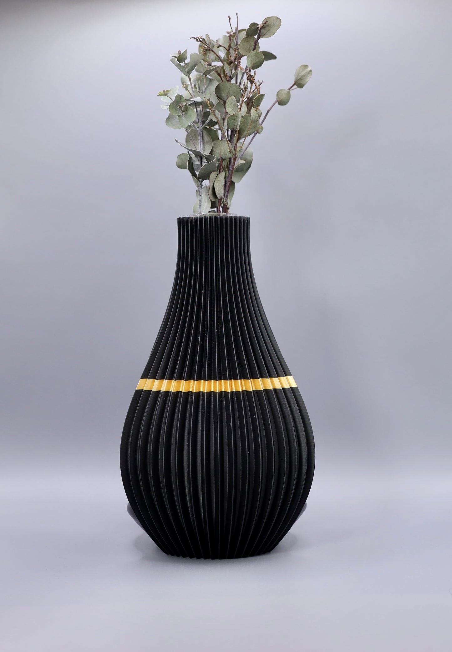 „Silena Vase als Design-Statement – minimalistische 3D-gedruckte Vase für einzelne Blume oder Duftstäbchen“